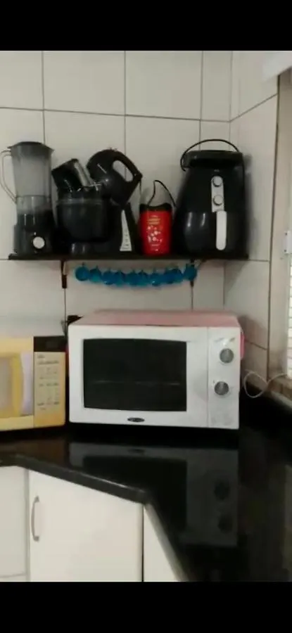Suítes econômica 250 metros do mar Piçarras Casa de hóspedes