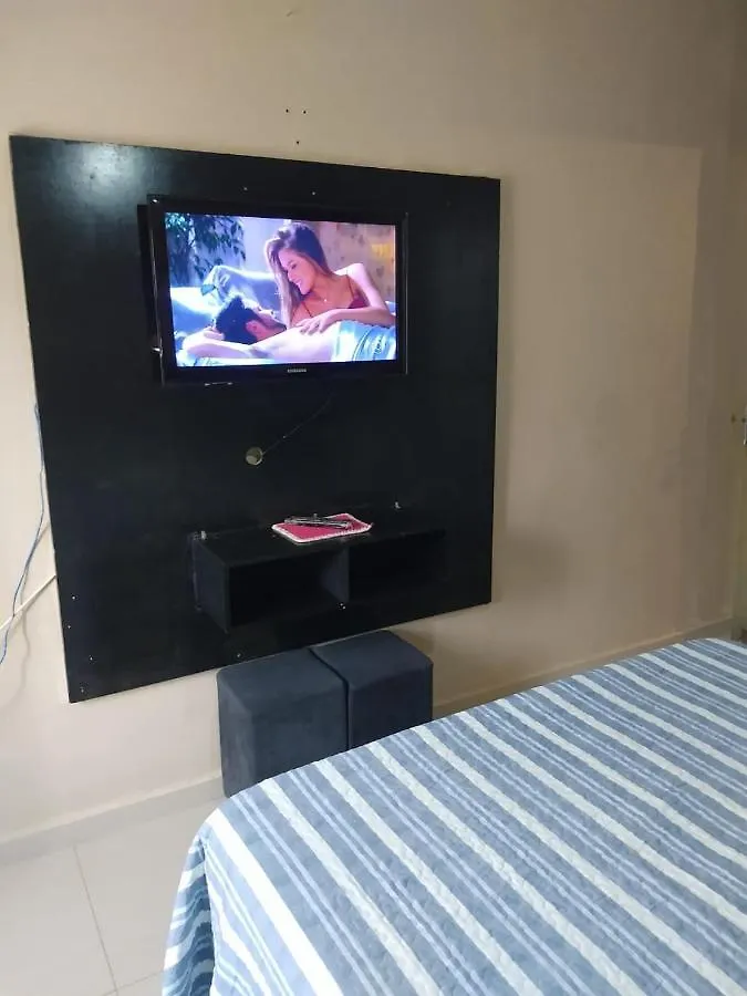 Suítes econômica 250 metros do mar Piçarras Casa de hóspedes
