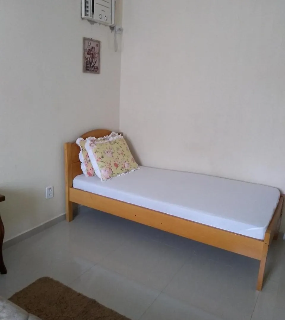 Suítes econômica 250 metros do mar Piçarras Casa de hóspedes
